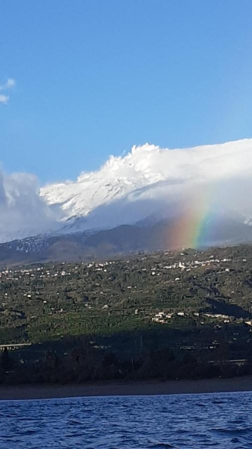 Апартаменты Etna Mare Маскали Экстерьер фото
